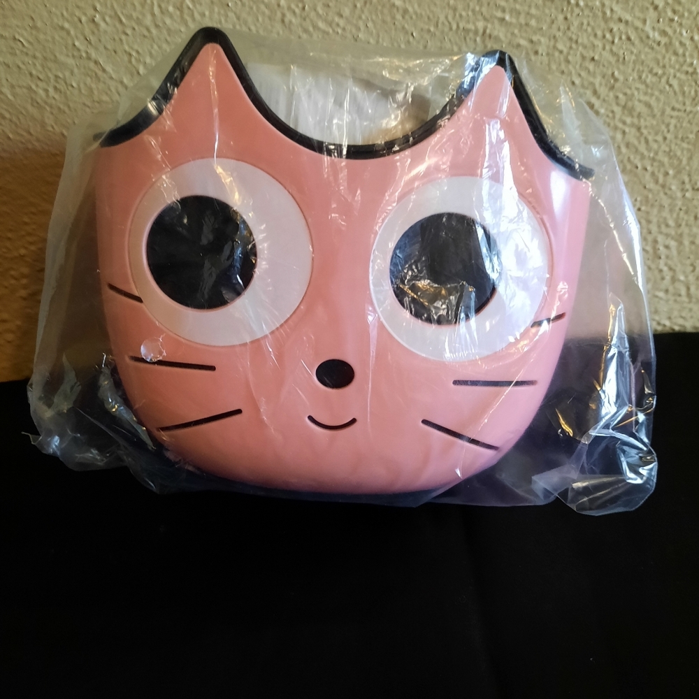 Cute cat shape sink shelf, soap/sponge caddy.